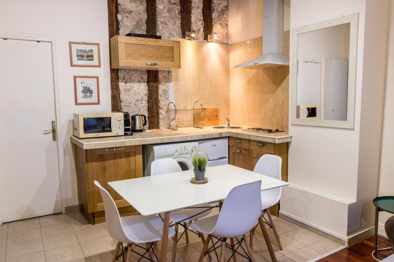 New Chic Flat : Le Marais - Place Des Vosges Parijs Buitenkant foto